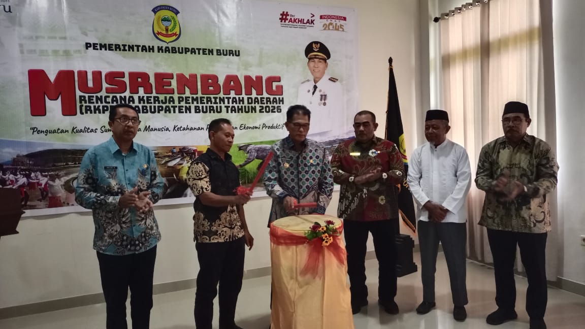 Syarif Hidayat : Musrembang Merupakan Tahapan dan Proses Perencanaan Penyusunan Rancangan Akhir RKPD Kabupaten Buru tahun 2006