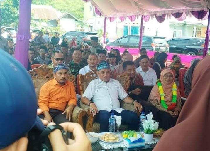 Kunjungan Kerja Anggota DPR-RI Komisi IV Fraksi PKS, Saadiah Uluputty, ST, Sekaligus Serahkan Bantuan Alat Pertanian di Kabupaten Buru