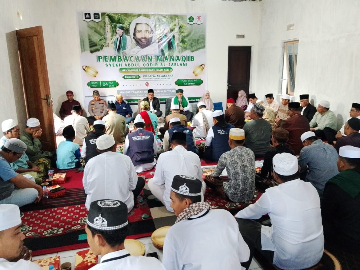 Wakil Bupati Kabupaten Buru Hadiri pembacaan Manaqib Syekh Abdul Qodir Al – Jaelani